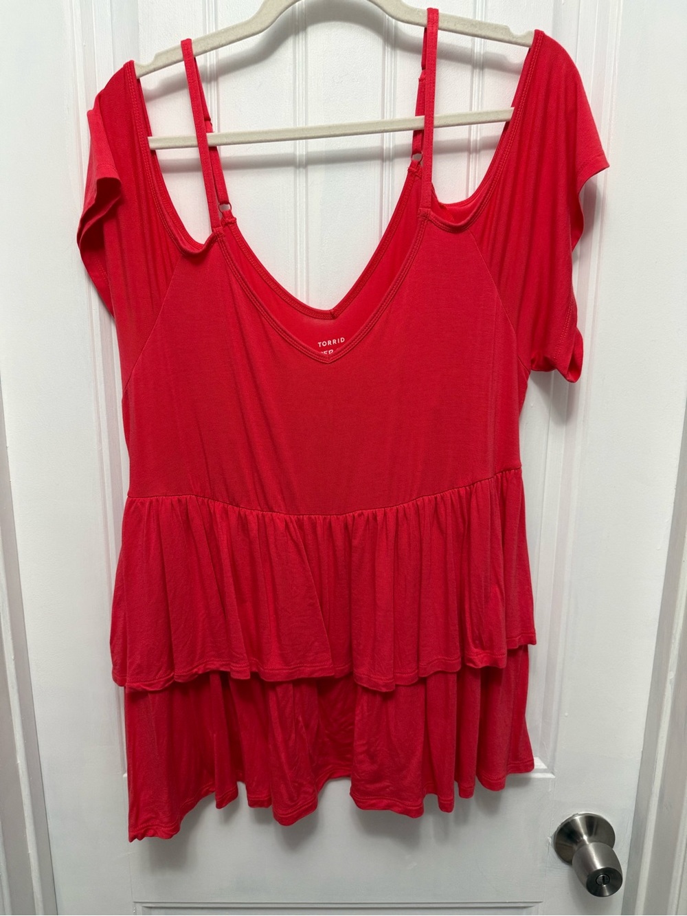 Torrid Blouse Red Women’s Super Soft Cold Shoulder Short Sleeve Size 2 (31-4)